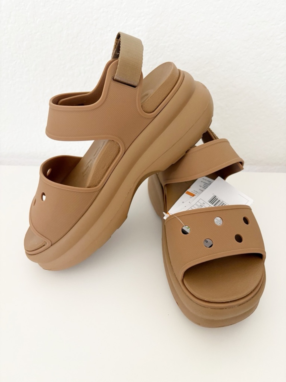 Crocs Soho Y-Strap Sandals Women’s Size 6 Sepia New - Picture 9 of 13